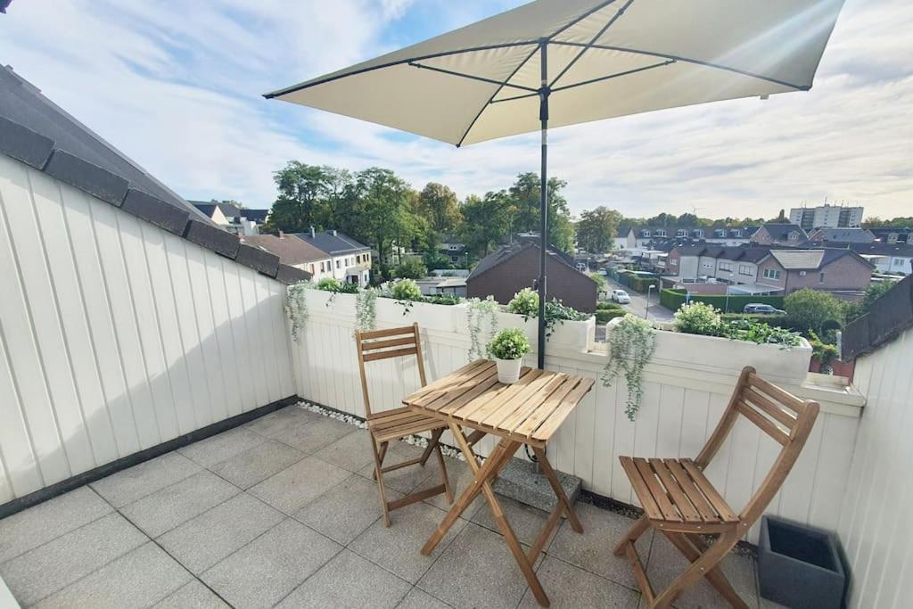 Modernes Und Ruhiges Appartement Mit Loggia Marl Dış mekan fotoğraf