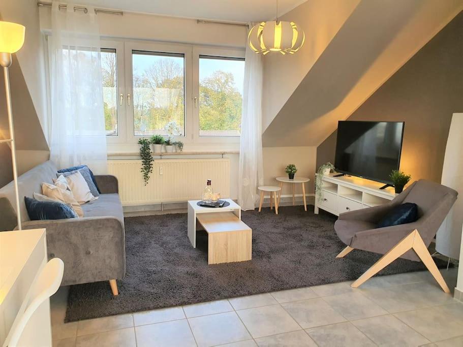 Modernes Und Ruhiges Appartement Mit Loggia Marl Dış mekan fotoğraf