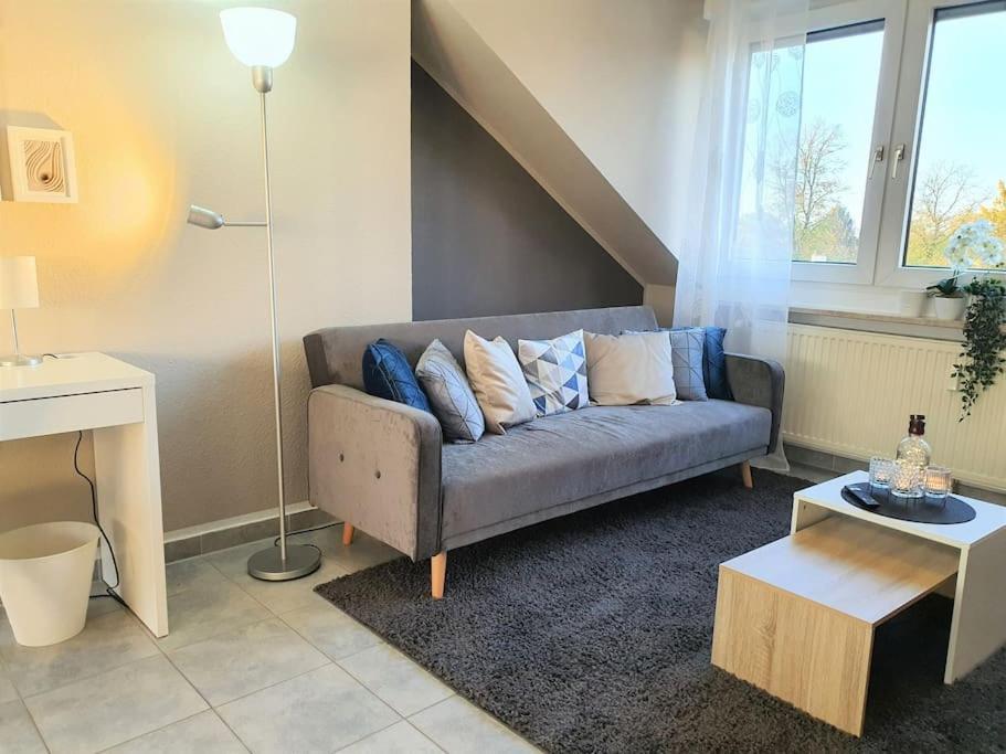 Modernes Und Ruhiges Appartement Mit Loggia Marl Dış mekan fotoğraf
