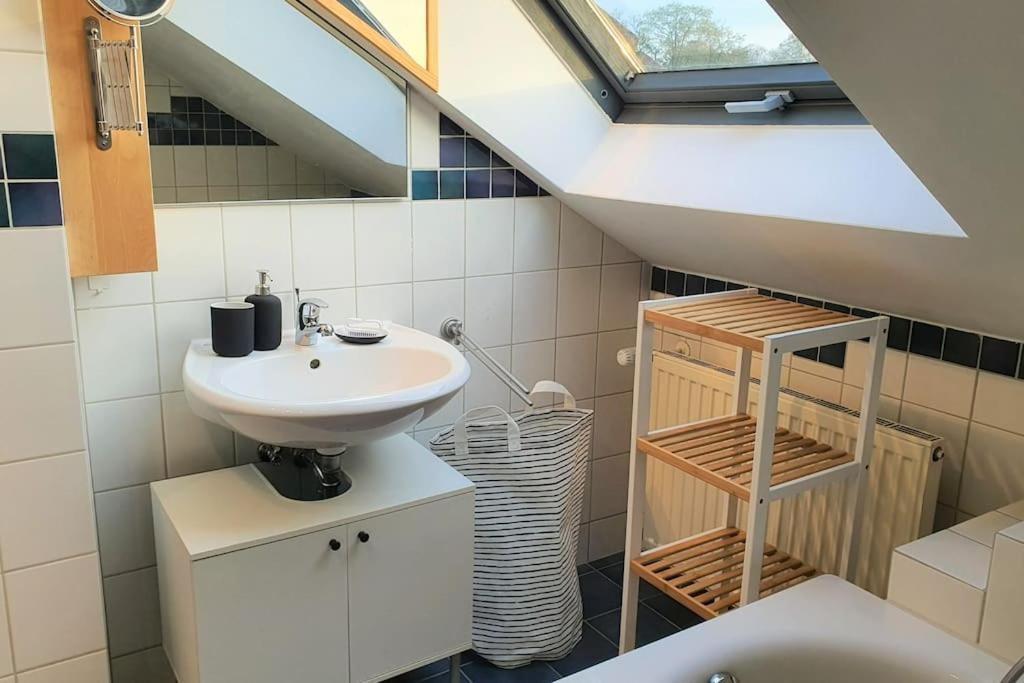 Modernes Und Ruhiges Appartement Mit Loggia Marl Dış mekan fotoğraf