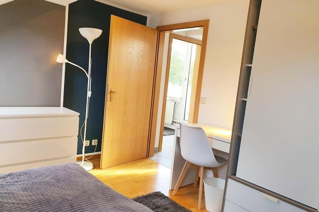 Modernes Und Ruhiges Appartement Mit Loggia Marl Dış mekan fotoğraf