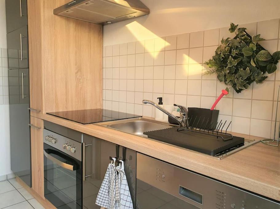 Modernes Und Ruhiges Appartement Mit Loggia Marl Dış mekan fotoğraf