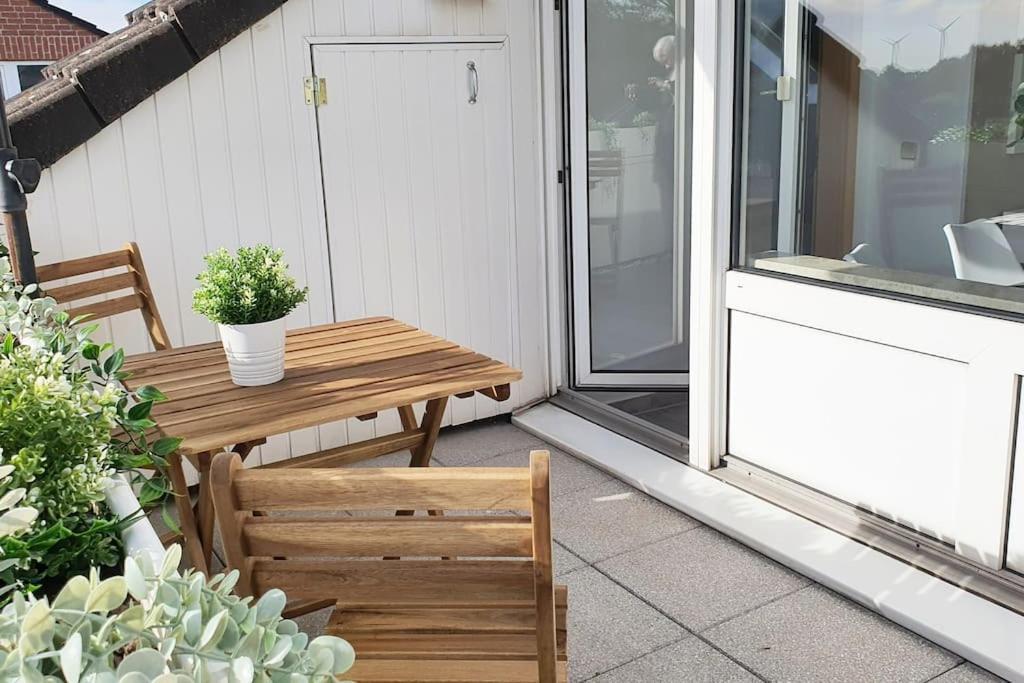 Modernes Und Ruhiges Appartement Mit Loggia Marl Dış mekan fotoğraf